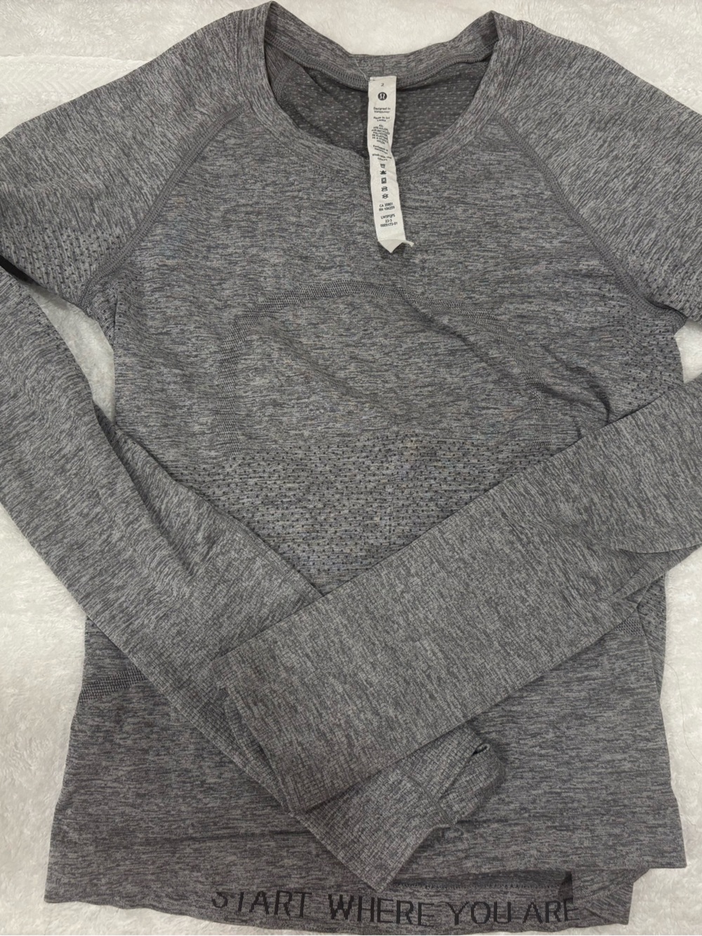 Lululemon Athletic Grey Long-Sleeve shirt